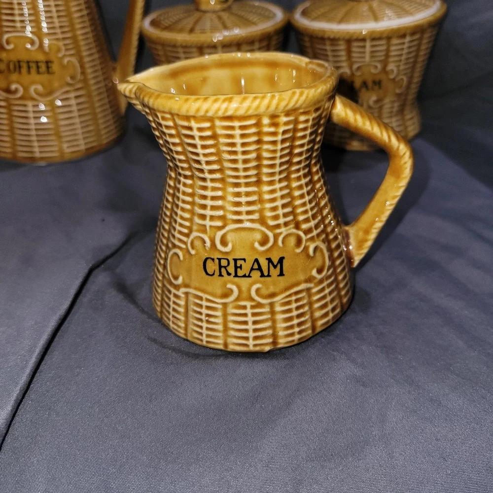 13-Piece Vintage Basketweave Rooster Breakfast Set Japan MCM Ceramic